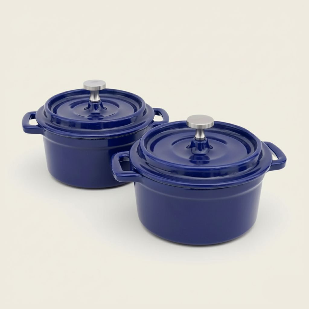 Mini Cast Iron Dutch Ovens, Set of 2